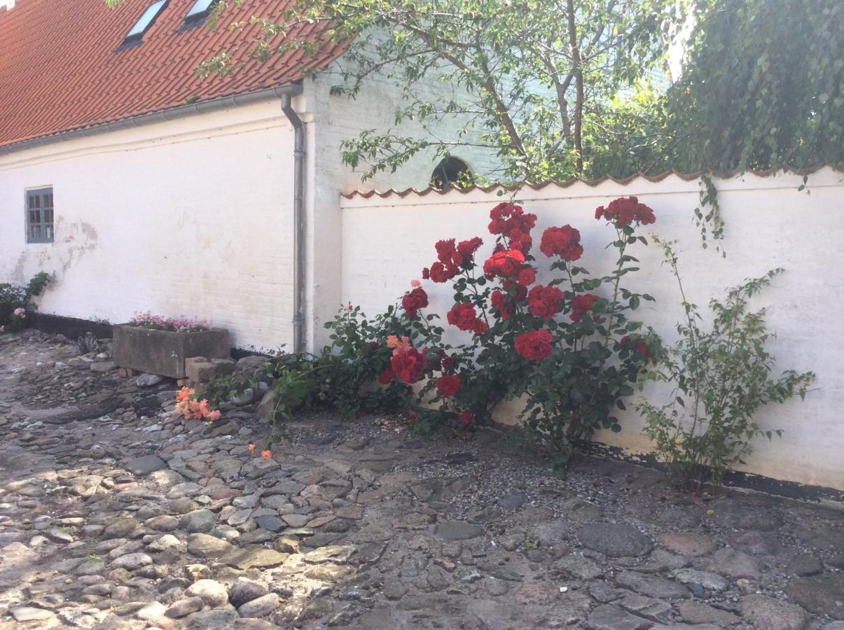Kjobing Manor Bed & Breakfast Ærøskøbing Eksteriør bilde