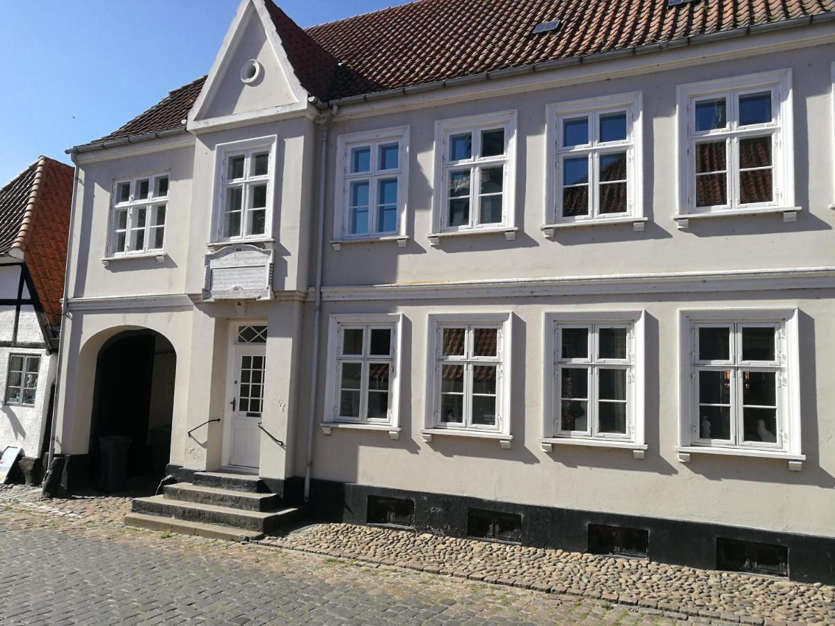 Kjobing Manor Bed & Breakfast Ærøskøbing Eksteriør bilde