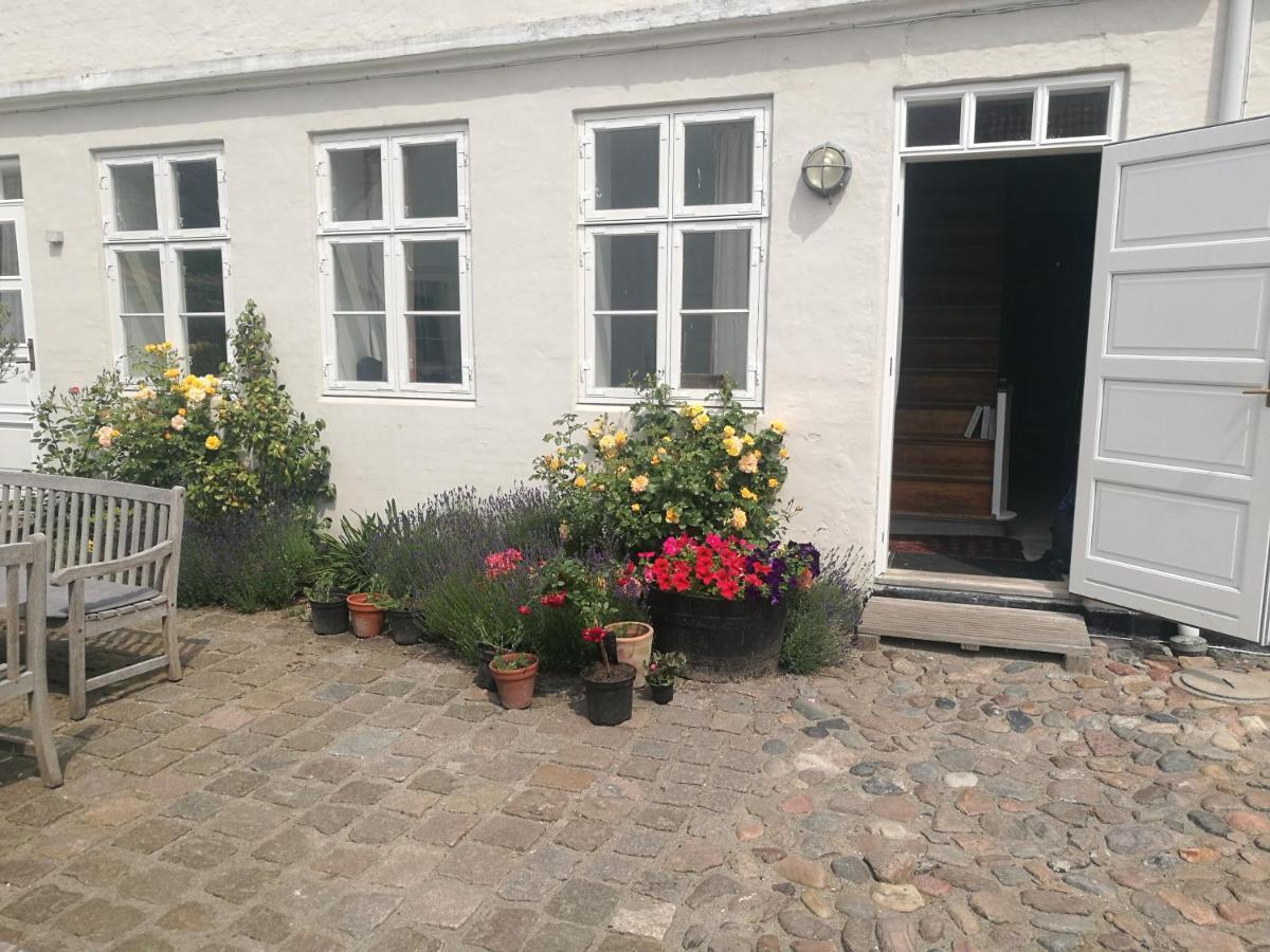 Kjobing Manor Bed & Breakfast Ærøskøbing Eksteriør bilde