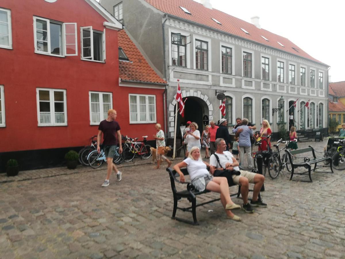 Kjobing Manor Bed & Breakfast Ærøskøbing Eksteriør bilde